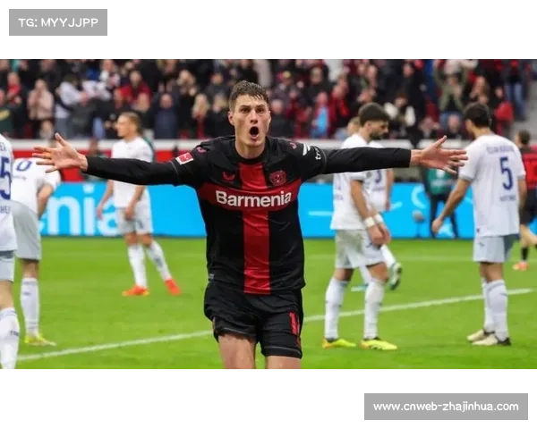 勒沃库森2-0击败奥林匹亚科斯，希克头球破门